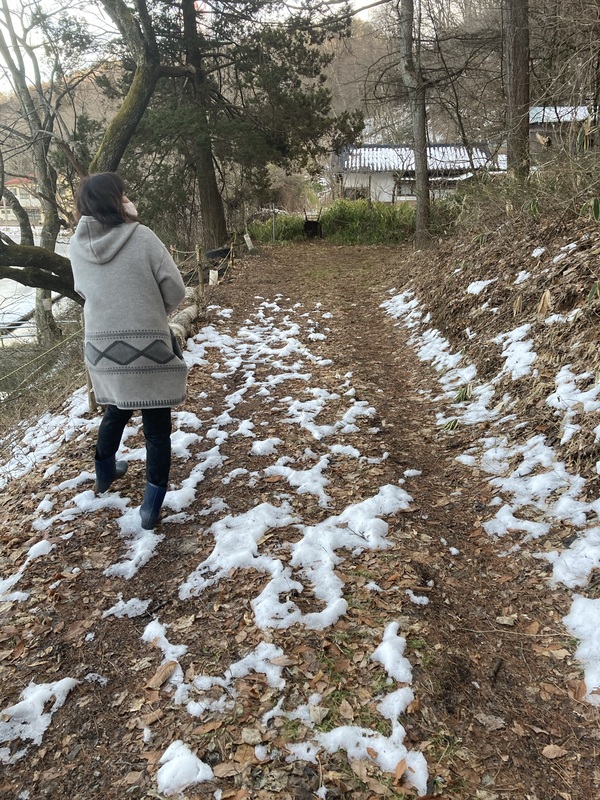 「みどり湖サンセットポント広場」駐車場　田川浦湖