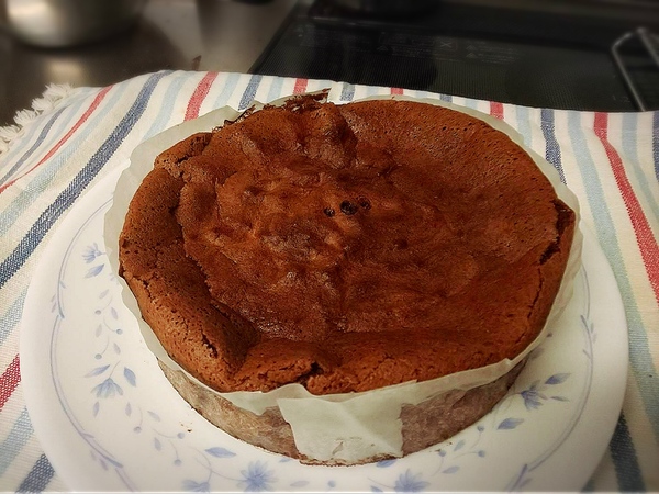 板チョコで作れる♥ふんわり大人なガトーショコラ🎂の美味しいレシピ