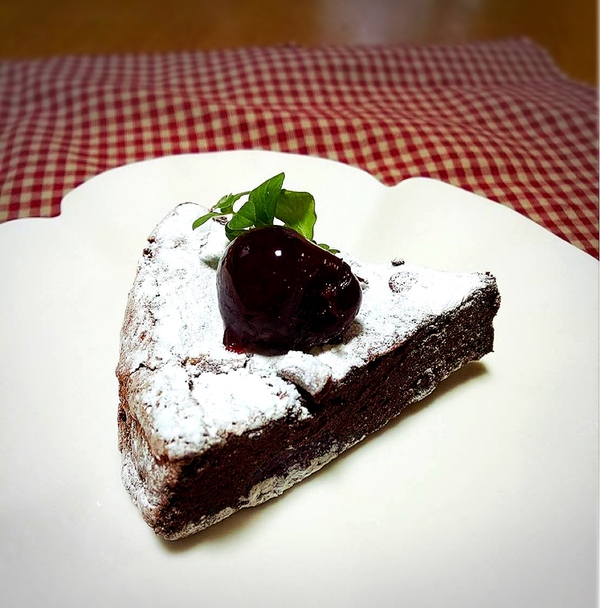 板チョコで作れる♥ふんわり大人なガトーショコラ🎂の美味しいレシピ