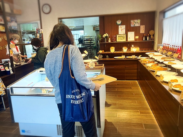 ブーランジェリー&カフェ・セドル （Boulangerie&Café Cèdre）高原通りパン屋
