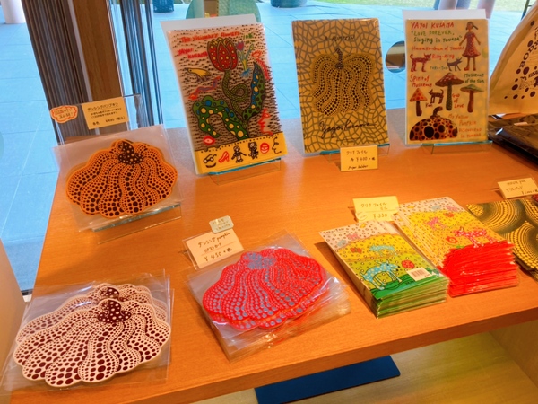 長期休館まであと少し！松本美術館が今だけ無料開放！！グッツ