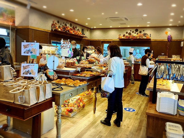 本日から『SWEET(スイート)』塩尻店 新体育館前にOPEN!!